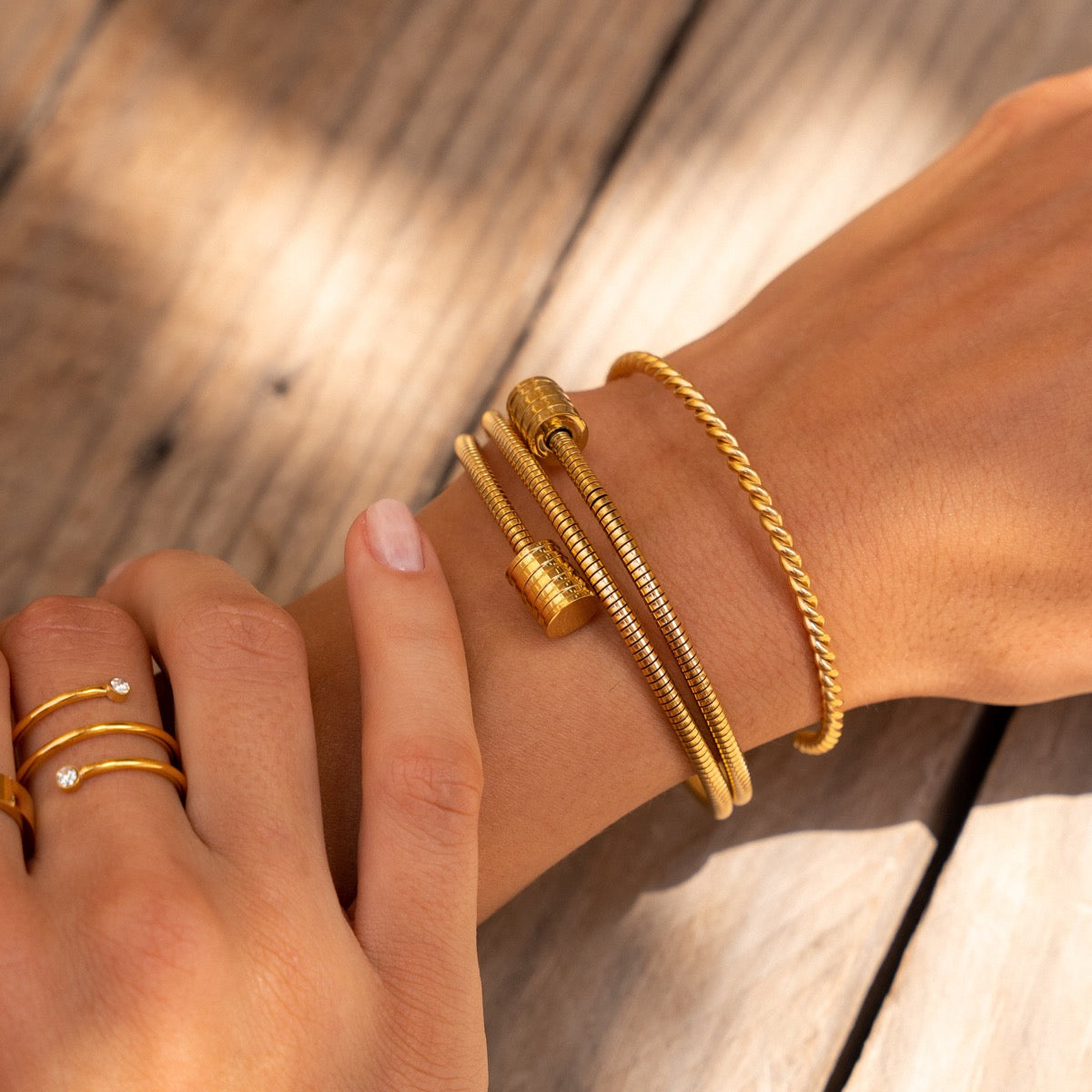 Twist Liora Bracelet