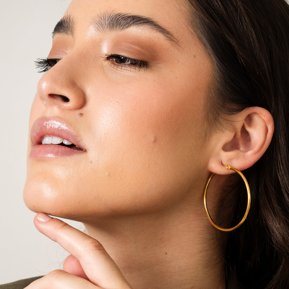 Isa Hoop Earrings